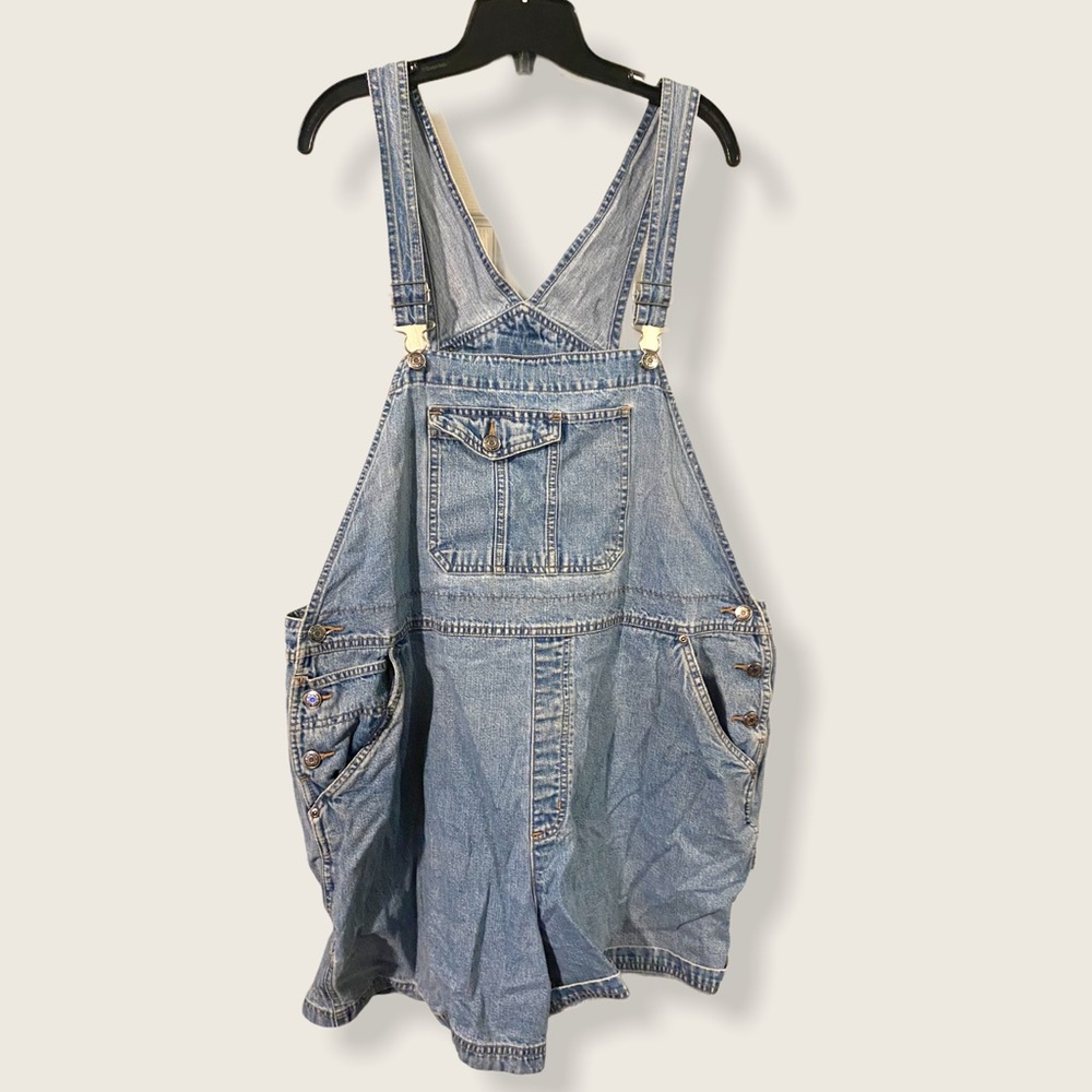 Cute vintage overalls size 22